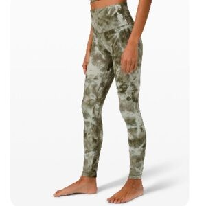 Align Pant 28” *Diamond Dye EUC